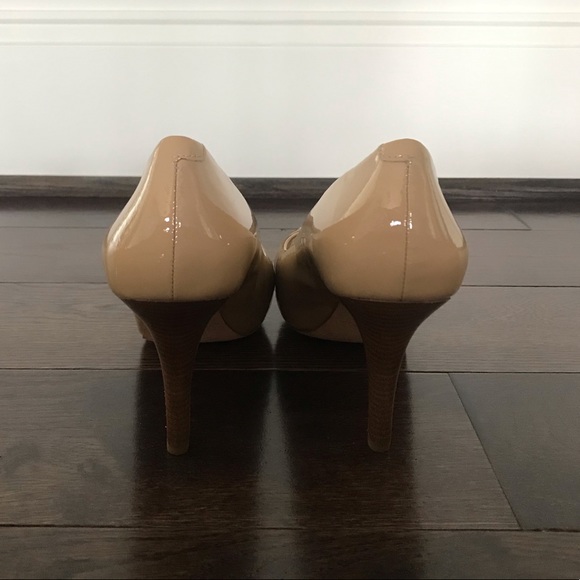 Via Spiga Heels - Picture 4 of 8